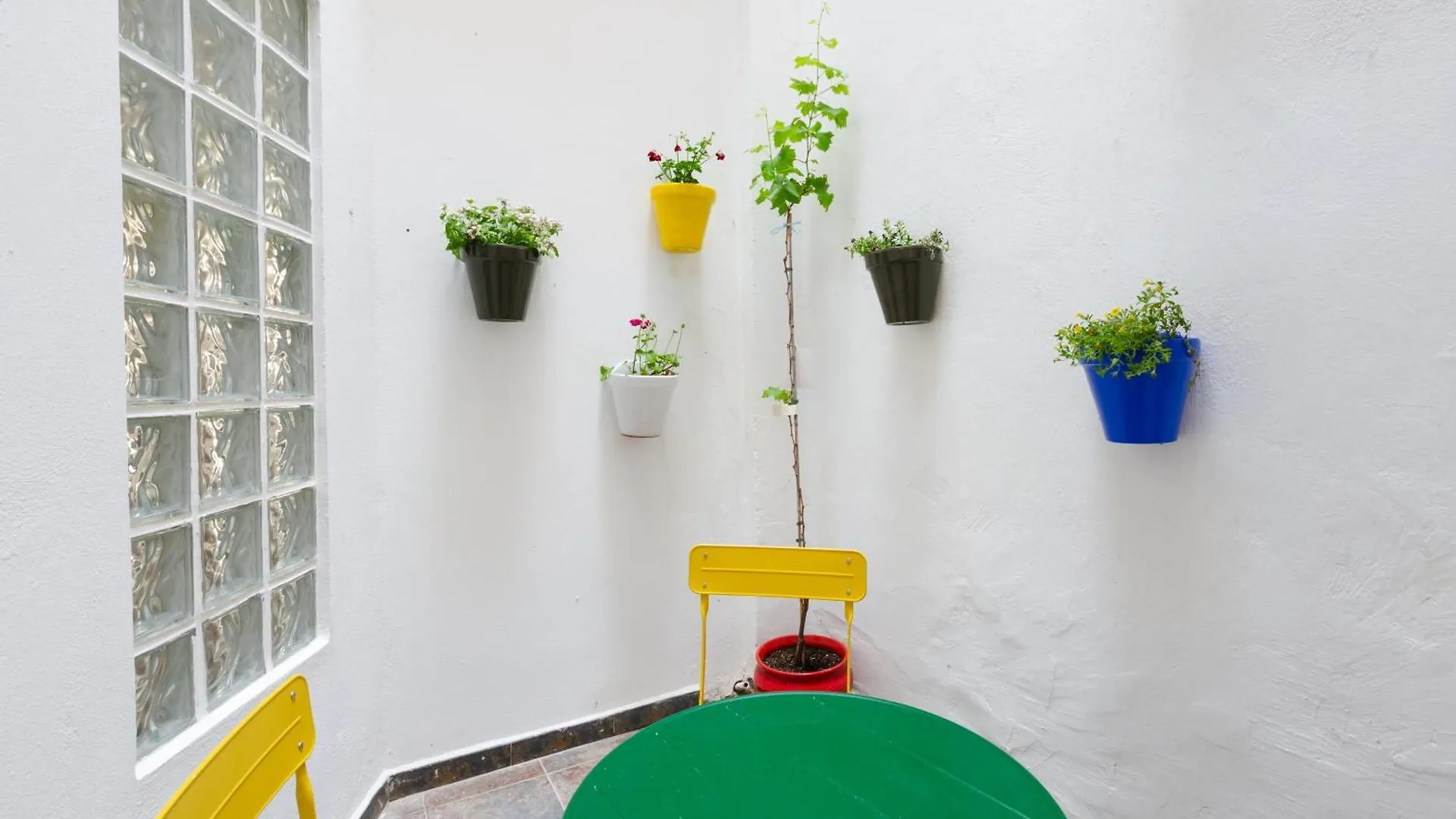 Rincon De Ollerias - Central Apartment With Parking Málaga
